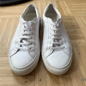 Gustin White Leather Low-Top Sneakers EUC Size 9